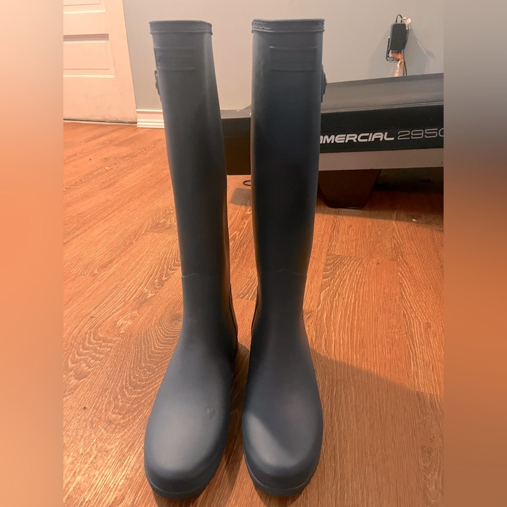 Blue Hunter rain boots
